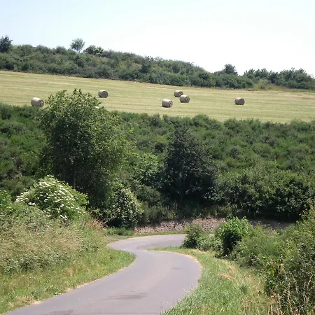 Enjoy A On The Farm In A Quiet Area