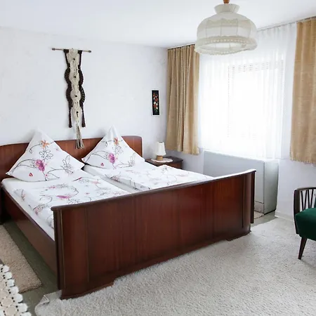 Hontheim Retreat *
